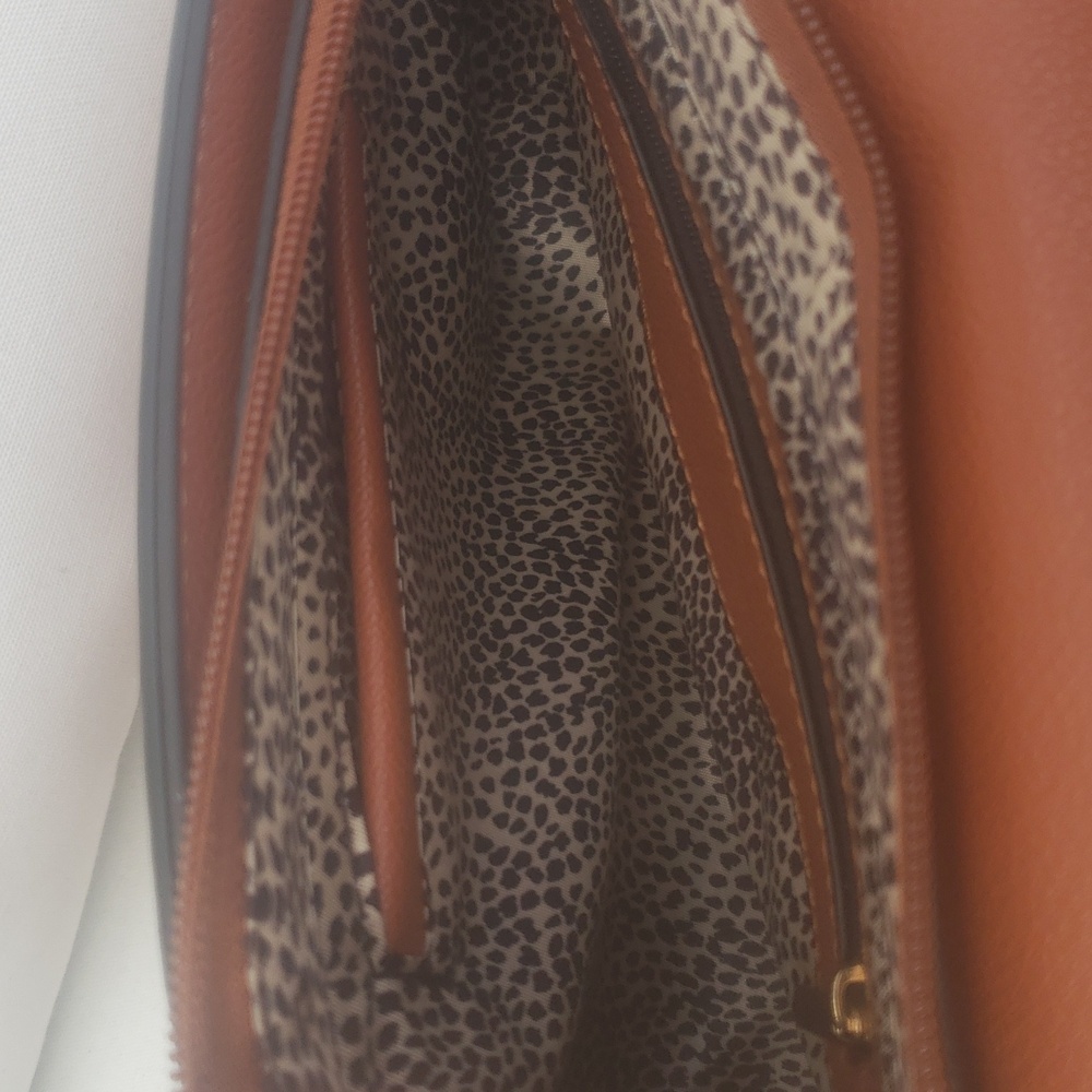 ❤QUILTED CHAIN CROSSBODY - Picture 7 of 8